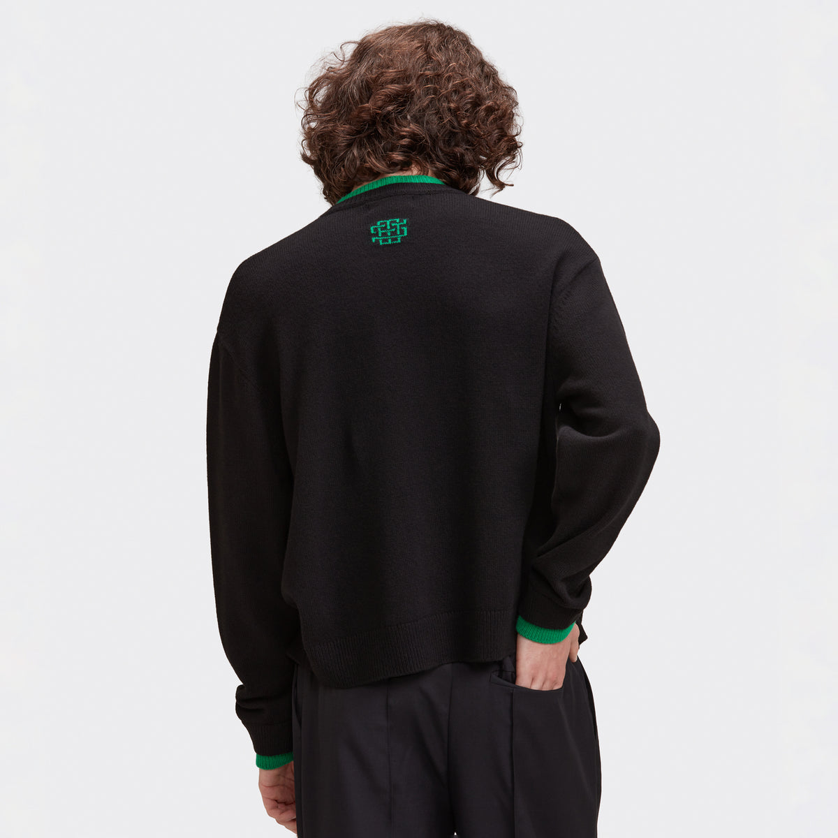 LAYERED SWEATER - BLACK/GREEN