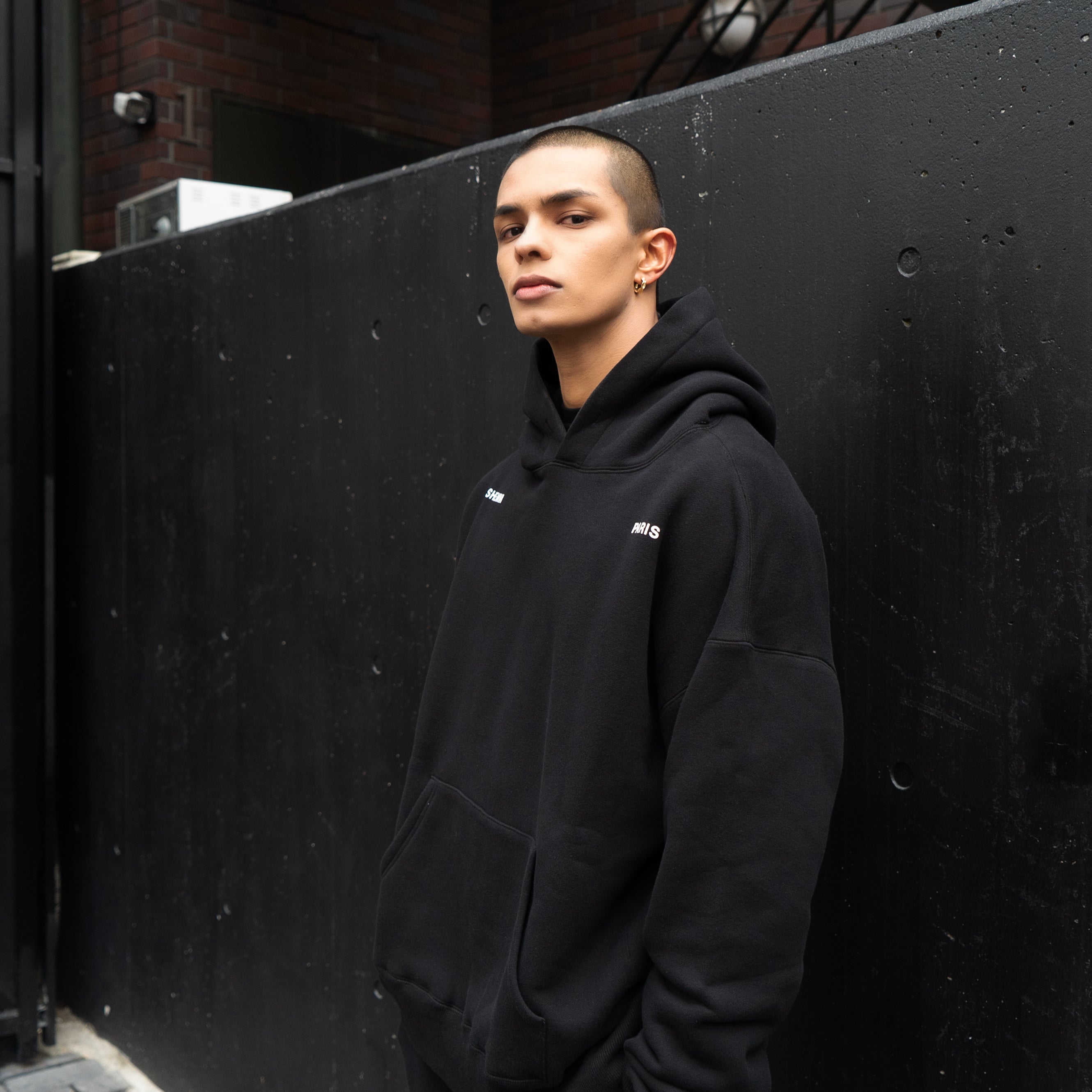 SPRAYED MONOGRAM HOODIE - Black